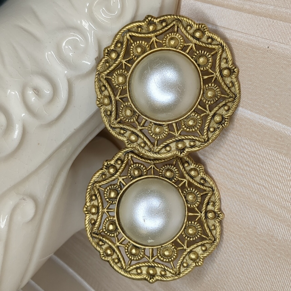 Vintage 60s Large Round Pearl Earrings Gold Filagree Border Hollywood Glam